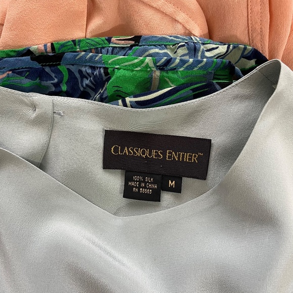 Vintage Classiques Entier 100% Silk Drapey Blouse Top with button back - Picture 3 of 3